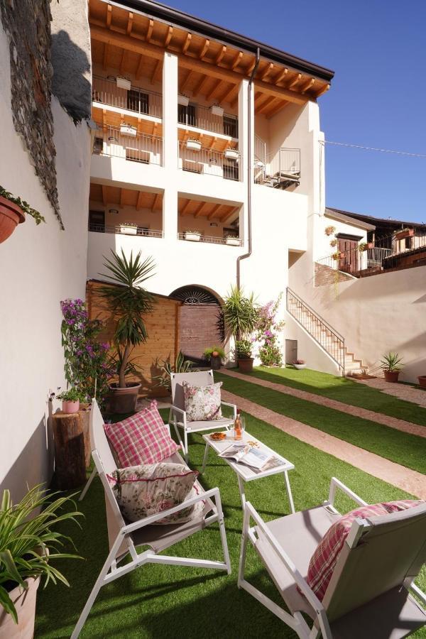 Apartments Villa Bougainville ซานเฟลีเช เดล เบนาโก ภายนอก รูปภาพ
